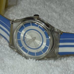 Fun Sheffield Watch w Blue Racing Stripe Band